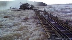 Advierten sobre una crecida de los ríos Paraná y Uruguay por las lluvias en  el sur del Brasil